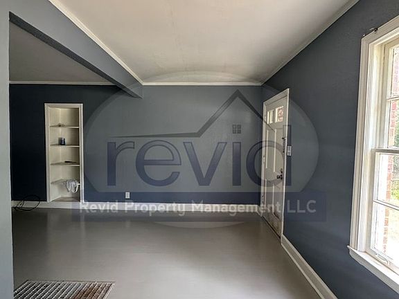 2nd image of 322 Hodges St #322