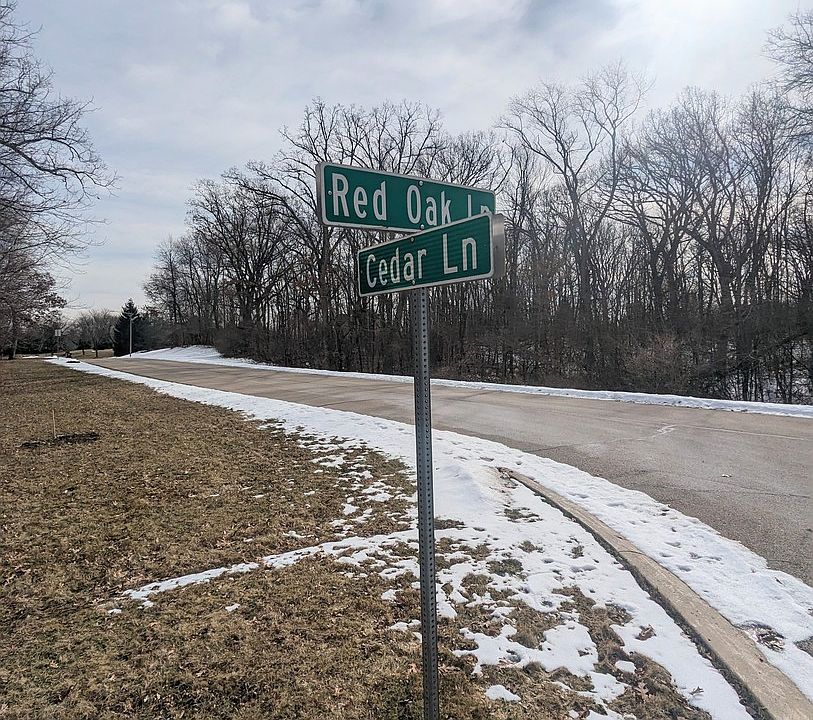 2nd image of 1719 Cedar Lane