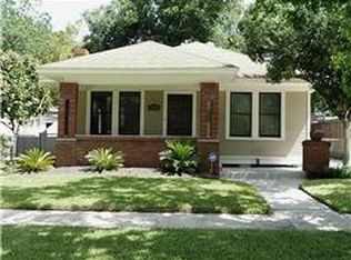 1129 E 16th St, Houston, TX 77009