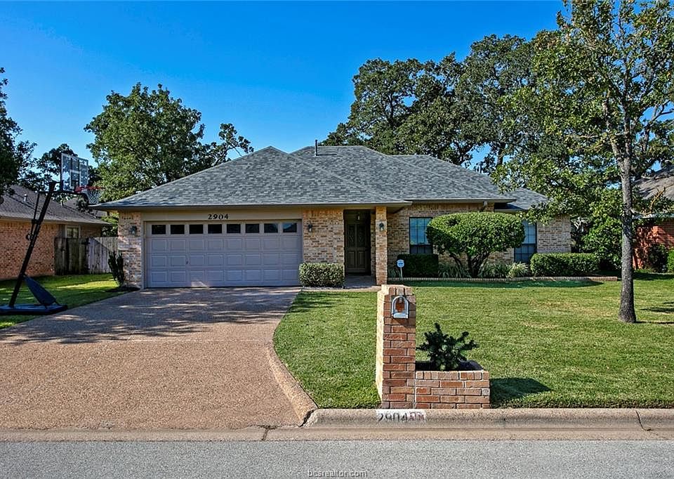 1st image of 2904 Pueblo Ct S