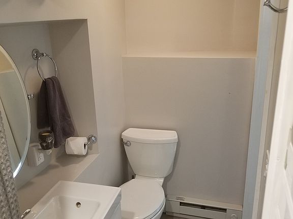 Bathroom - 1st floor