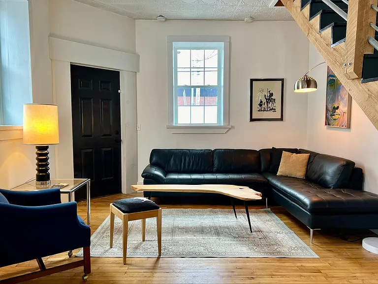 Living room, furnished.