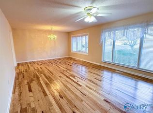 829 10th St NW, Arab, AL 35016