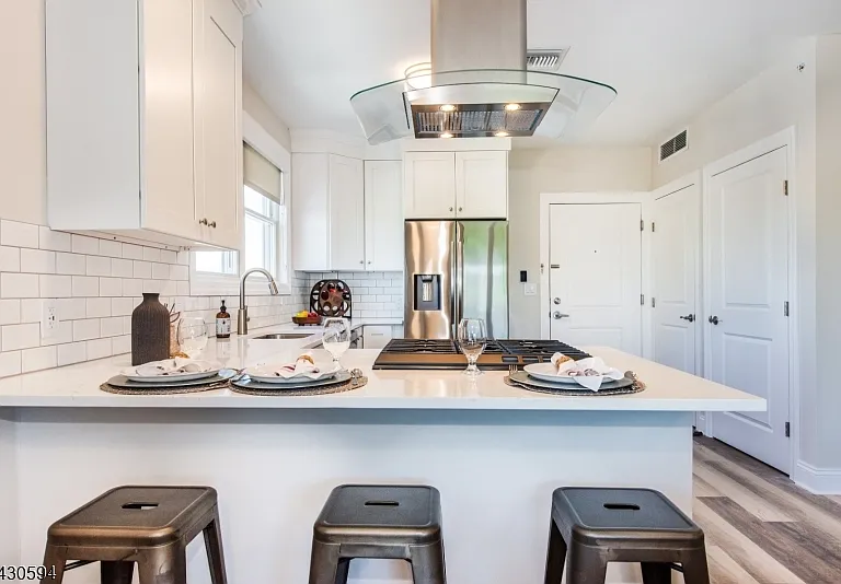 246 Main St #404 — Photo 5