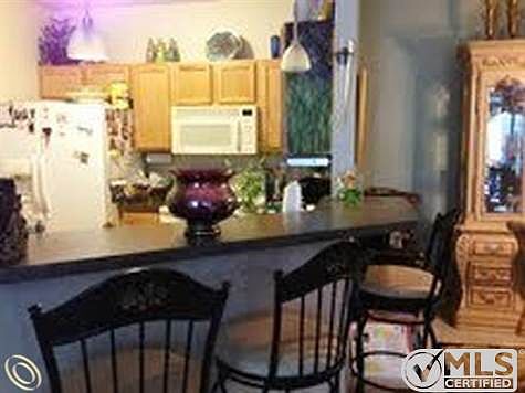 Kitchen Chesapeake 15105   .jpg
