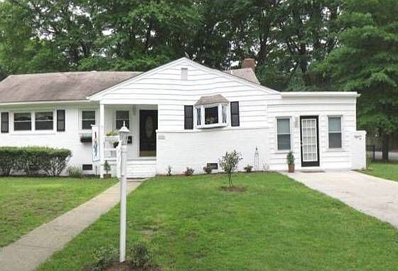 1st image of 200 Stuttaford Dr