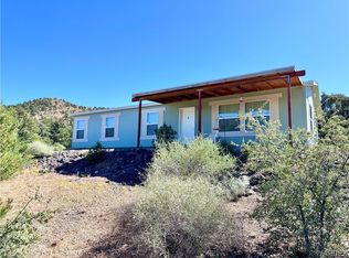 7677 N Christmas Tree Dr, Hackberry, AZ 86411