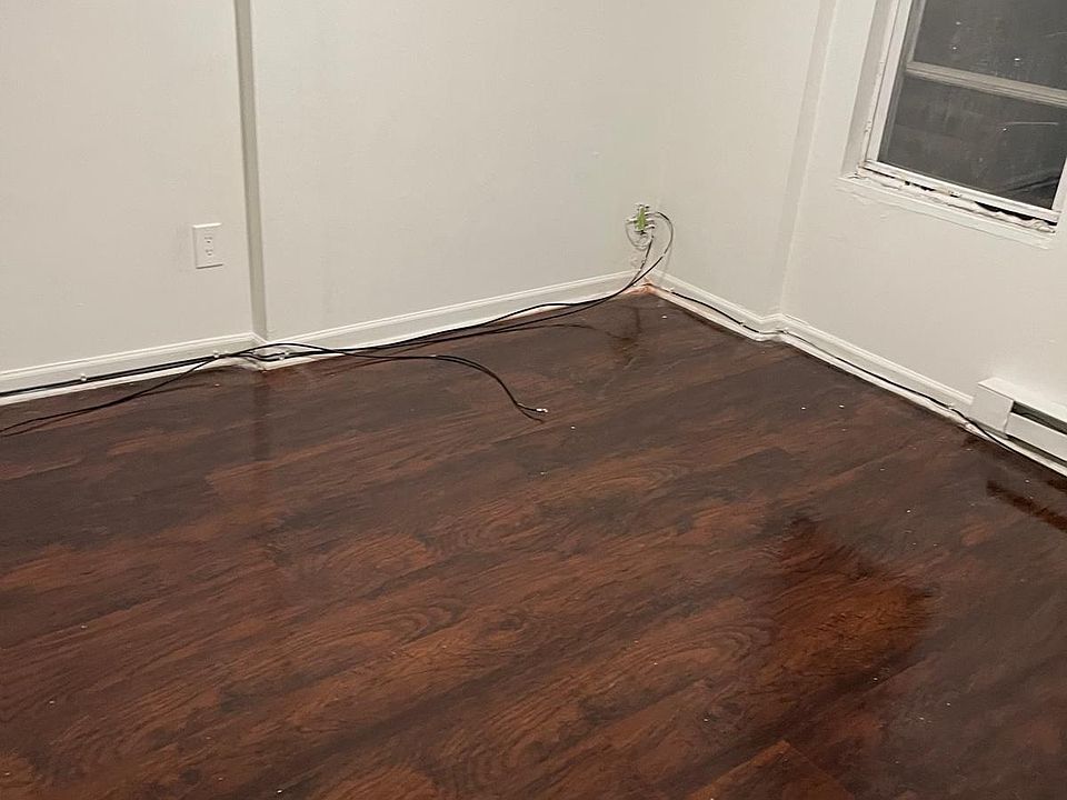 1st image of 34 Auburn St #2