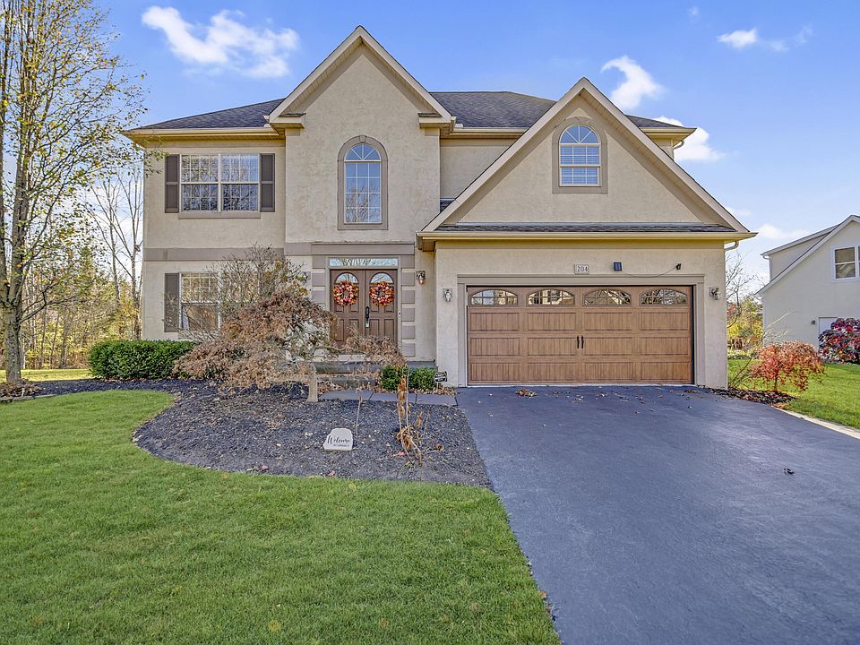 1st image of 204 Farmwood Pl