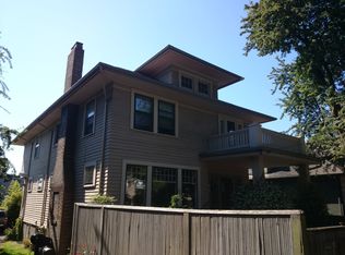 2327 Broadway E, Seattle, WA 98102