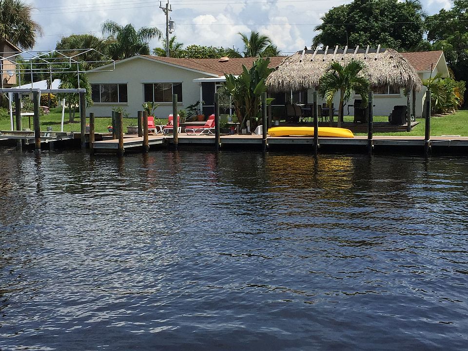 1st image of 2687 Sanibel Blvd