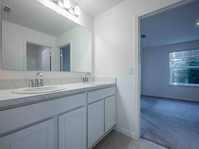 3279 Penny Cove Ln — Photo 37
