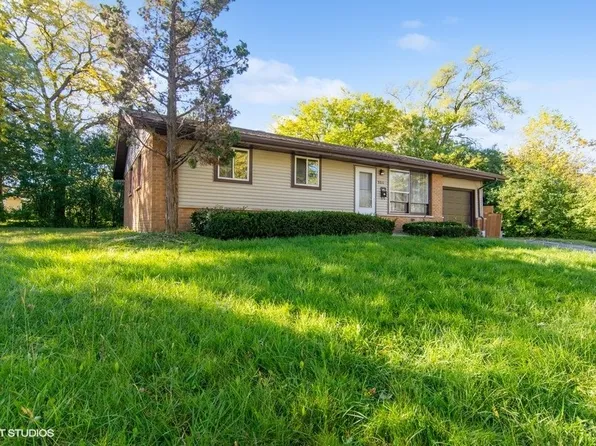 3211 Oak Ct, Hazel Crest, IL 60429