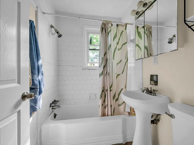 3507 Marlborough Ave — Photo 10