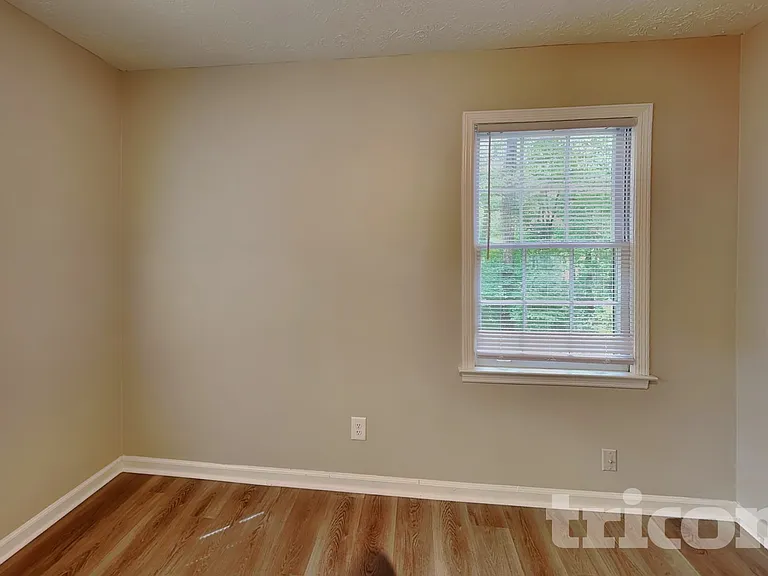 197 Highland Hills Rd — Photo 12