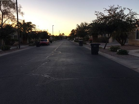 4th image of 955 E Runaway Bay Pl