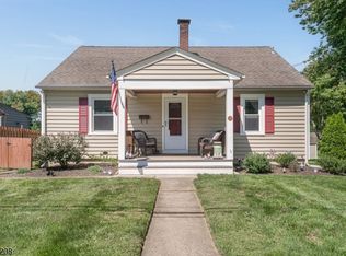 31 Victory Ave, Phillipsburg, NJ 08865