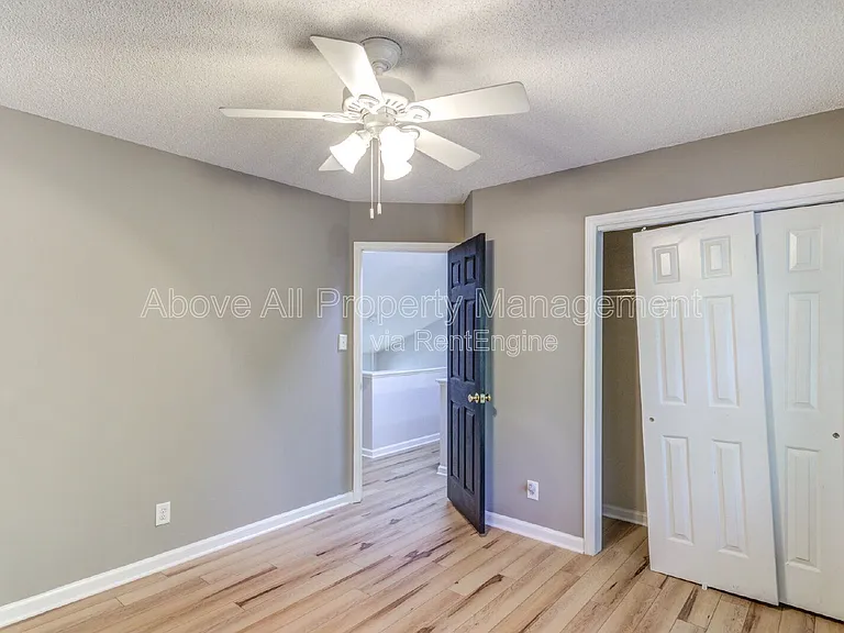 103 Unaka Ct — Photo 39