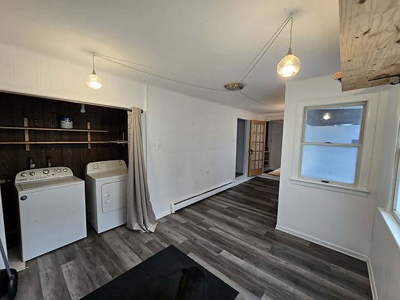 5th image of 567 Baltimore St