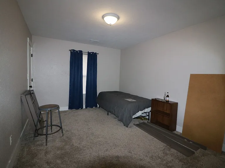 1410 Houston — Photo 12