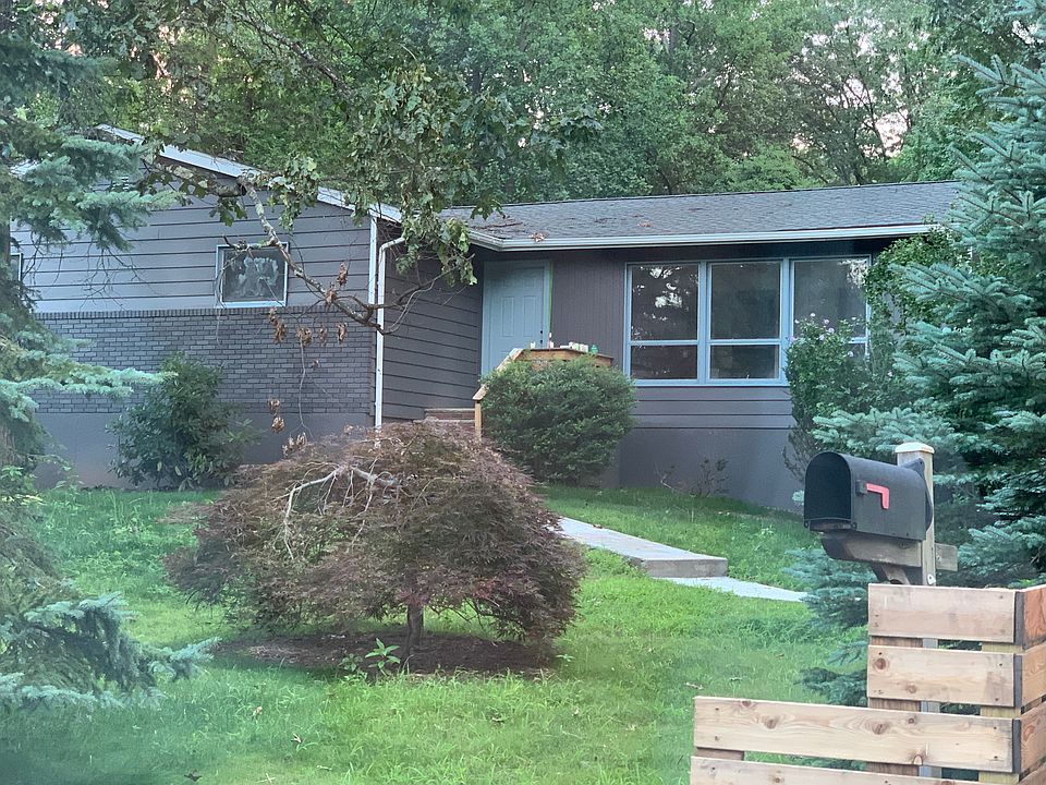 1st image of 3 Dalewood Dr