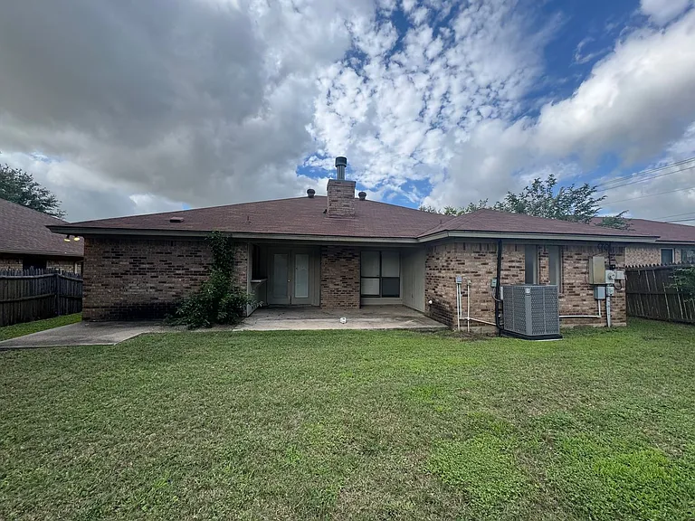 1940 Willow Vale Dr — Photo 21