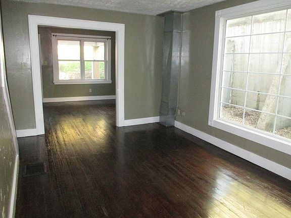 4th image of 420-422 Ofallon Ave
