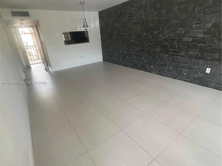 10845 SW 112th Ave #204 — Photo 3