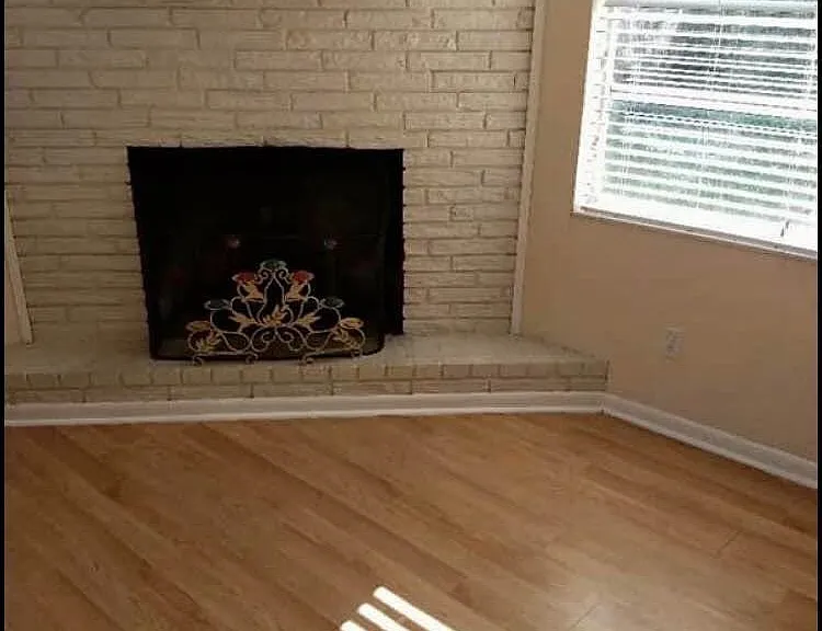 2106 E Dellview Dr — Photo 24