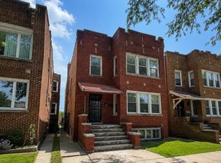 8119 S South Shore Dr #G, Chicago, IL 60617