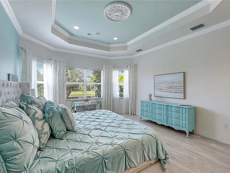 6582 Monterey Point — Photo 15