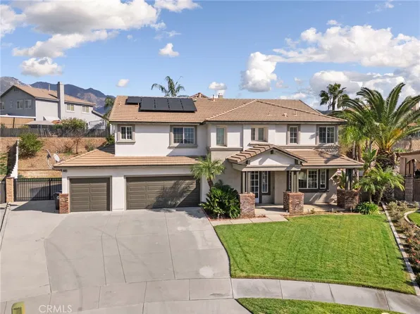 34835 Elmwood Ln, Yucaipa, CA 92399