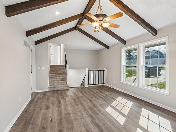 5th image of 7539 Westridge Rd