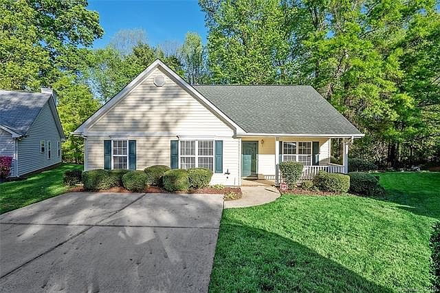1st image of 6134 Country Walk Dr