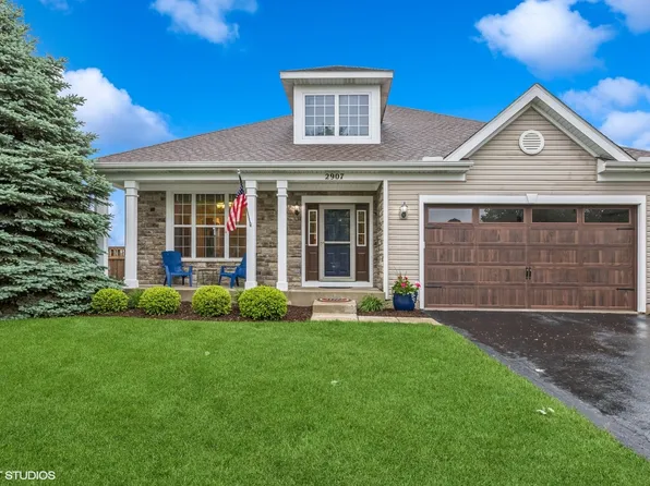 2907 Grande Trl, Yorkville, IL 60560