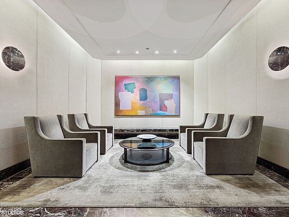 3rd image of 950 N Michigan Ave APT 3404