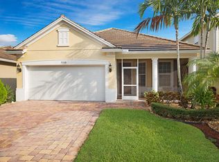 9328 Wrangler Dr, Lake Worth, FL 33467