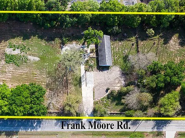 2910 Frank Moore Rd, Plant City, FL 33566