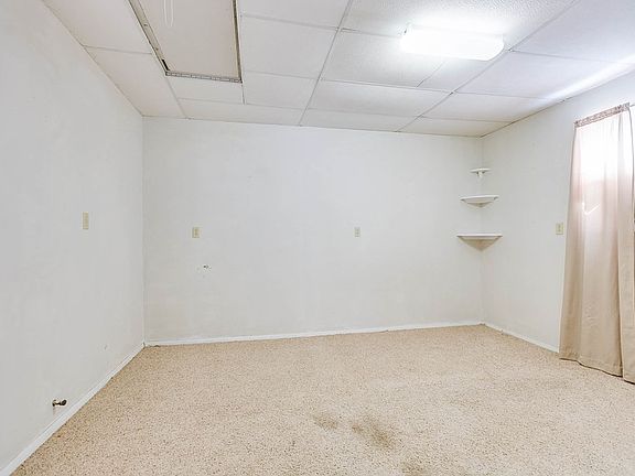 4th image of 2502 Smu Ave