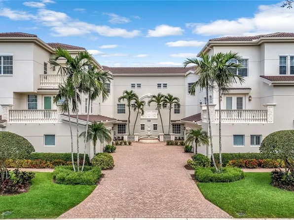 510 Avellino Isles CIR #2-202, NAPLES, FL 34119
