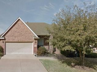 6602 Parkside Dr, Arlington, TX 76001