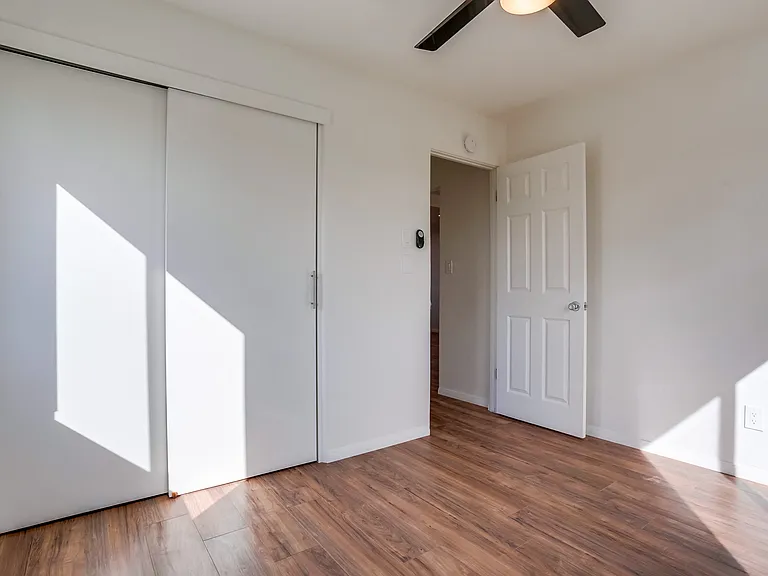 1074 Turquoise St — Photo 15