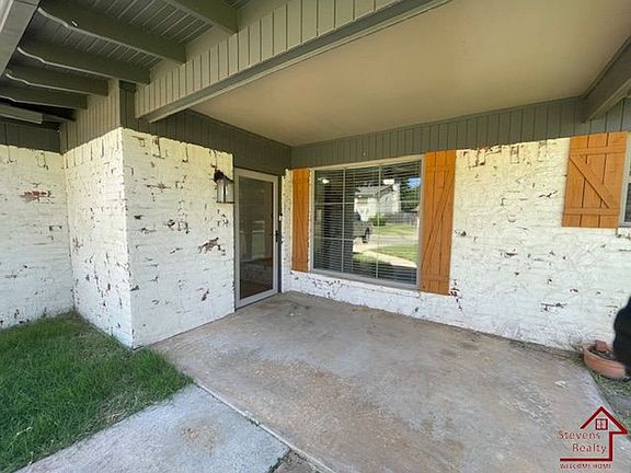3rd image of 17 NW 59th St