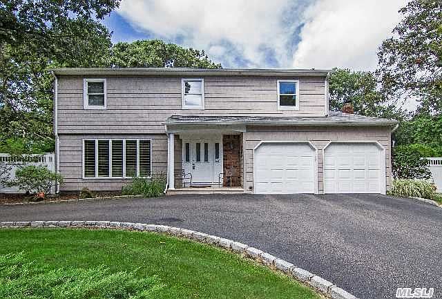 1st image of 26 Chatham Woods Dr