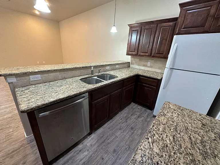 6311 Mayer Ct — Photo 3