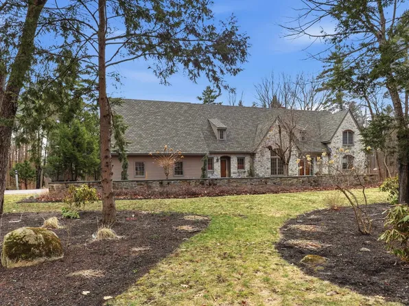 63 Ridge Road, Concord, NH 03301