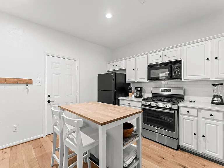 7 S Avonlea Cir — Photo 13
