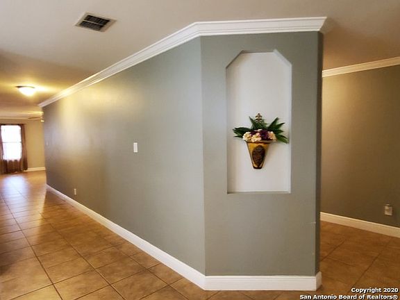 4th image of 16206 Appaloosa Oak