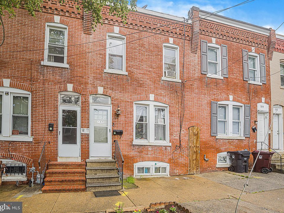 1st image of 107 N Franklin St
