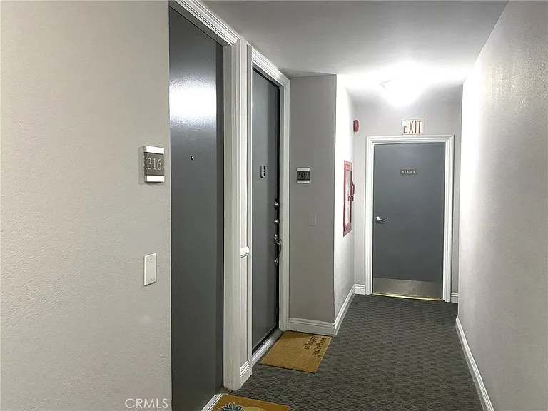 141 S Clark Dr #316 — Photo 11
